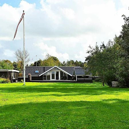 6 Person Holiday Home In Ansager Eksteriør billede